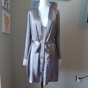 2 sets La Vie En Rose Intimates & Sleepwear